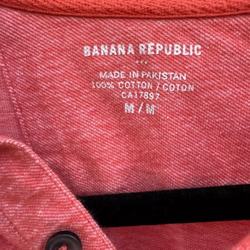 Banana Republic Men's Signature Pique Polo Cotton Shirt in Coral Size Medium